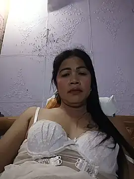 moninafox69 stripchat live cam model