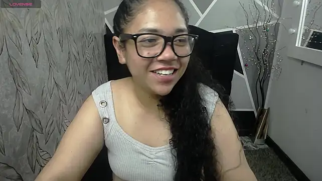 _sky__love_ stripchat live cam model