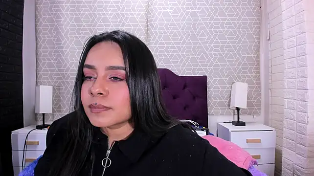 Catalina_Sofia stripchat live cam model