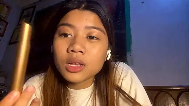 OlaMastrelli stripchat live cam model