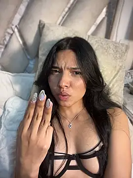 jadelaurent stripchat live cam model