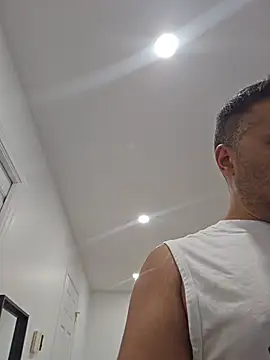 bigGirth4u stripchat live cam model