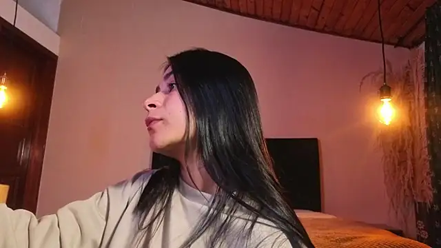 jackiie_ stripchat live cam model