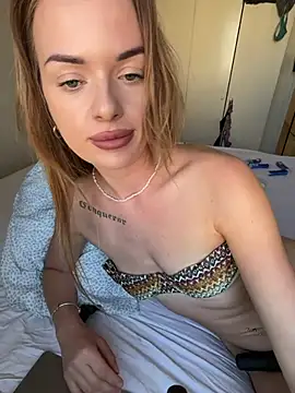 ElenaRebelle stripchat live cam model