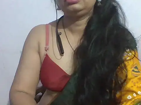 Marathi_q4een01 stripchat live cam model
