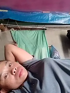 daisyy2 stripchat live cam model
