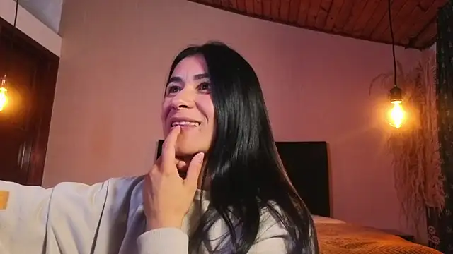 jackiie_ stripchat live cam model