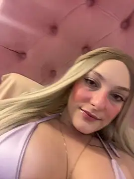 biah_Sc stripchat live cam model