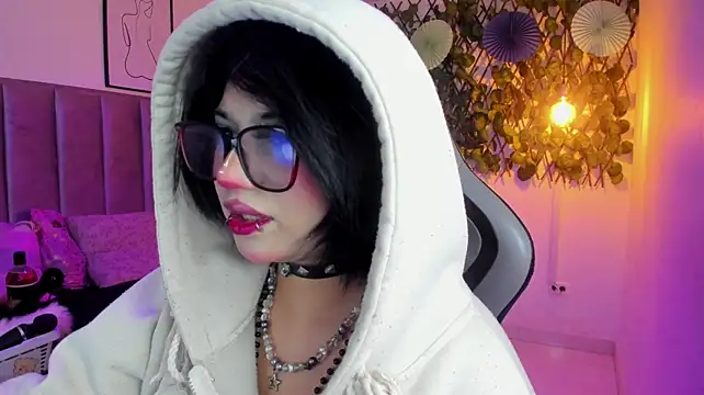 Kitty_Gang stripchat live cam model