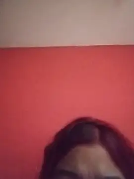 Tupeliroja1 stripchat live cam model