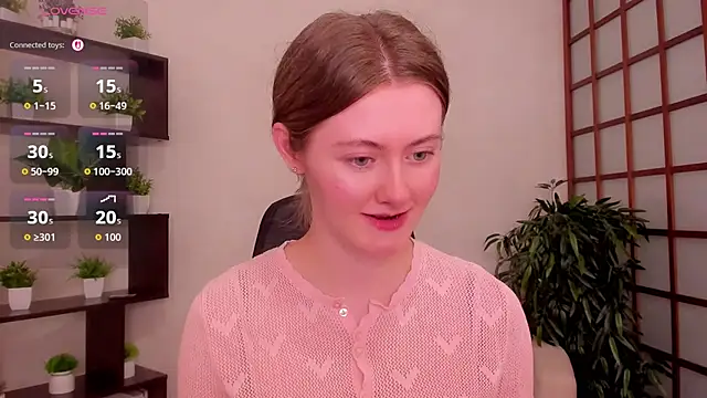 KateCuddle stripchat live cam model