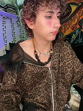 noynxz stripchat live cam model