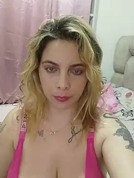 Tiffany_bella stripchat live cam model