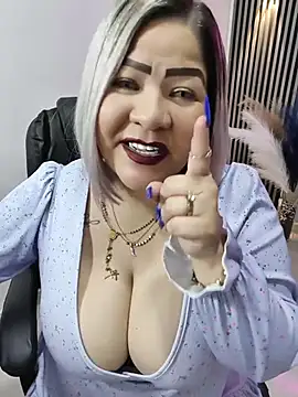Dalessa_Bigtits stripchat live cam model