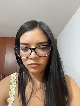 eileensophi stripchat live cam model