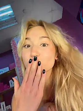 Rimmahottes stripchat live cam model
