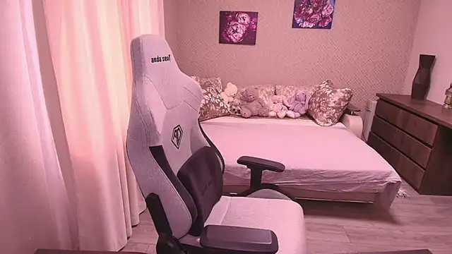 EvaSmeet stripchat live cam model