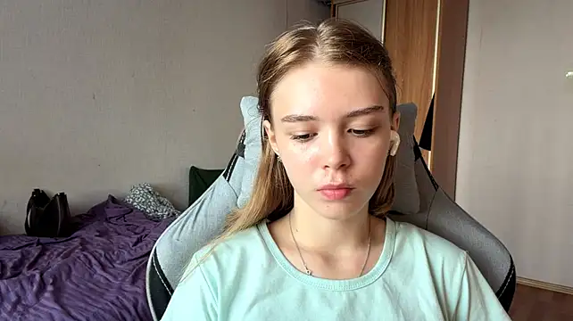 HebrewRiding stripchat live cam model