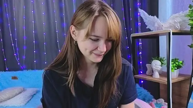 CorrieKibbee stripchat live cam model