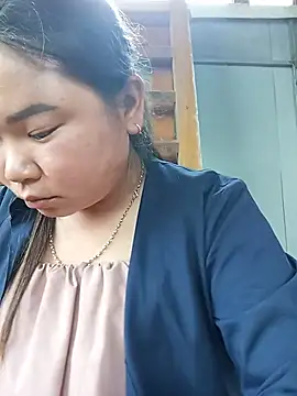 Linh-miulu stripchat live cam model