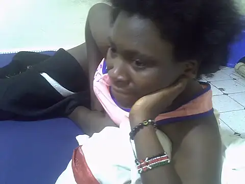 sexy_nesh stripchat live cam model