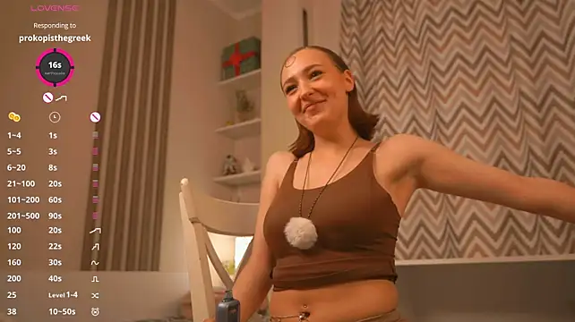 MollieNaff stripchat live cam model