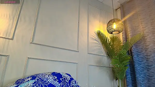 SashaVellor stripchat live cam model