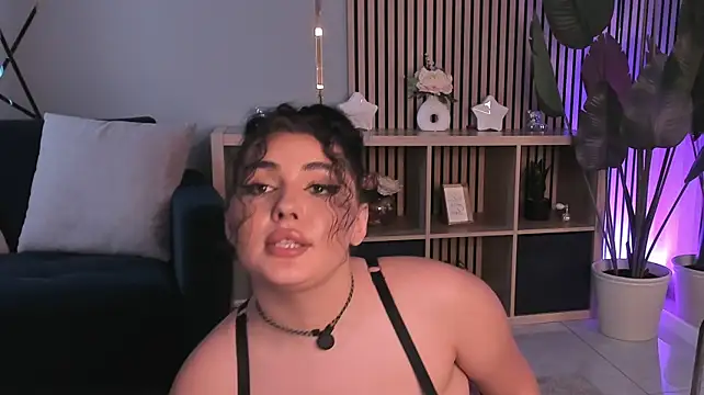 Boobzillaa stripchat live cam model