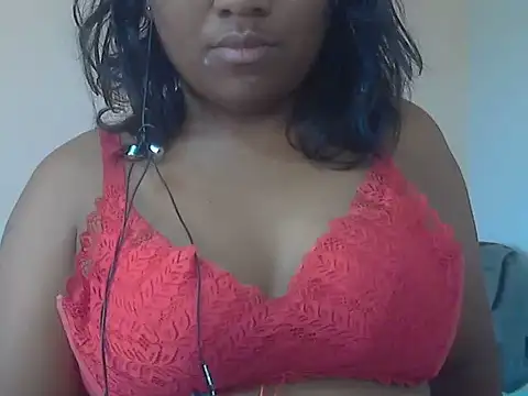 cutybigass stripchat live cam model