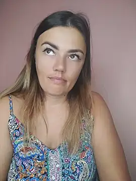 KrissSexi stripchat live cam model