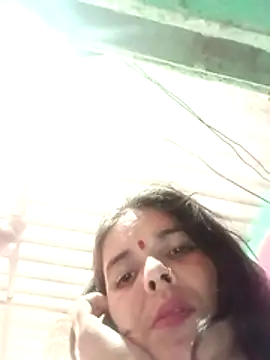Hocayaraj357 stripchat live cam model