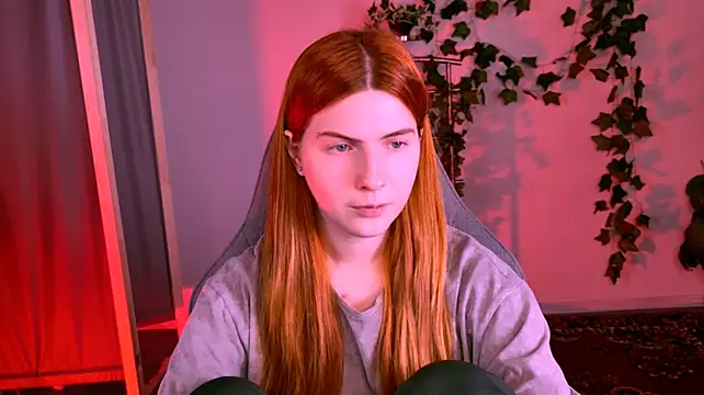 AliceCUNTach stripchat live cam model