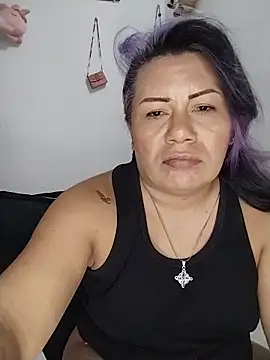 angi_daw stripchat live cam model
