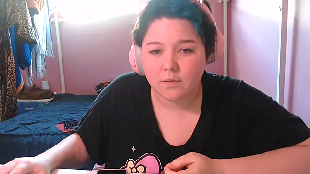 dramaticdumpsterfire stripchat live cam model