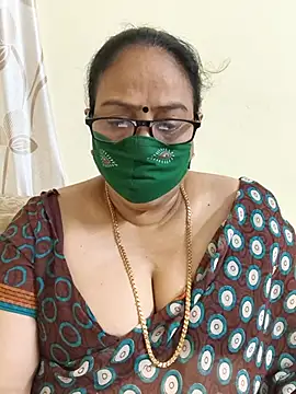 jyosthna stripchat live cam model