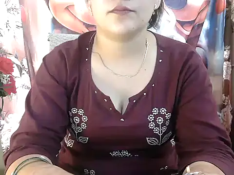 _chitranshi stripchat live cam model