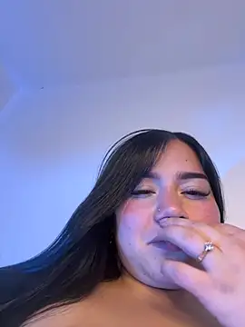 sara_novoa stripchat live cam model