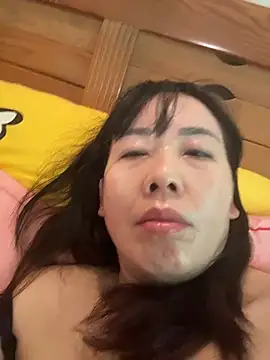 hongxing188 stripchat live cam model