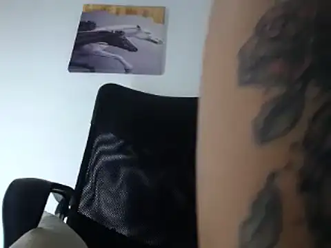 GilberMxx stripchat live cam model