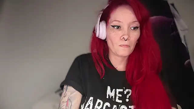 FRRANNKIE stripchat live cam model