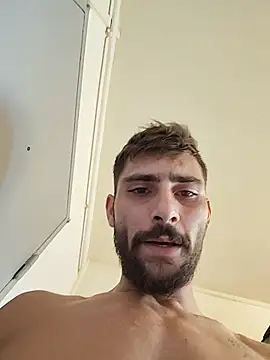 Hugo-doux-domi stripchat live cam model