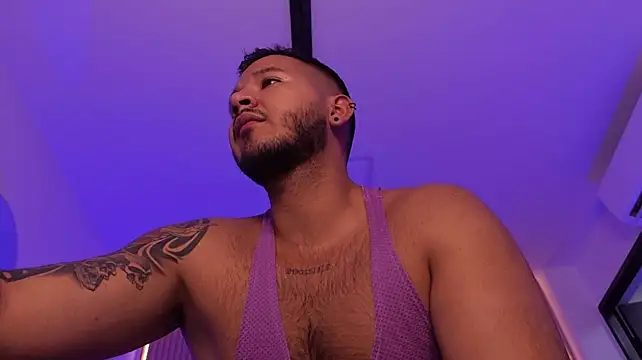 mister_miike stripchat live cam model