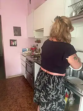 Sunbelxx stripchat live cam model