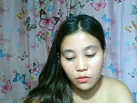 SexyAsianPussy4u stripchat live cam model