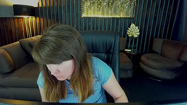 AlexaAmour stripchat live cam model