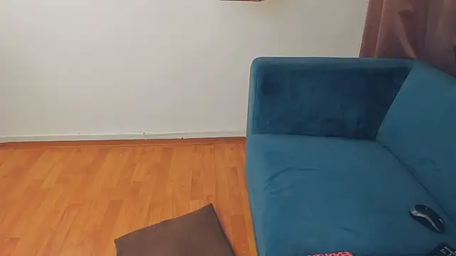BrilliantGirll stripchat live cam model