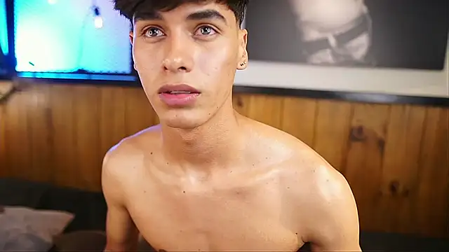 andrewortix stripchat live cam model