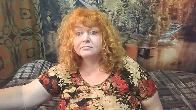 RoseRed69 stripchat live cam model