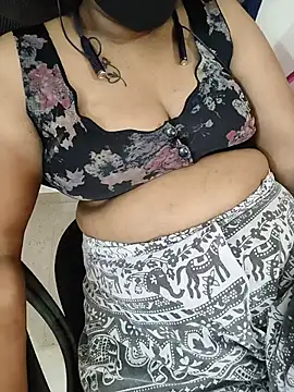 Lolitatamil stripchat live cam model