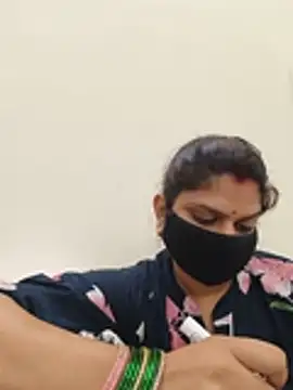 SexyBhumii stripchat live cam model